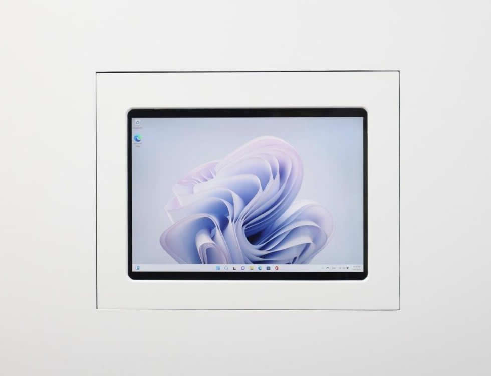 Wall-Smart 064-1-956 Flush In-Wall Mount Adapter Microsoft Surface Pro 9 / Electric Lock / Paintable / Landscape